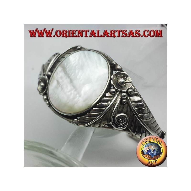 bracciale rigido in argento con Madre perla