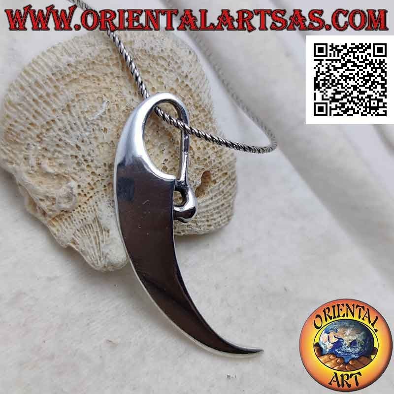 Pendentif en argent lisse en forme de griffe