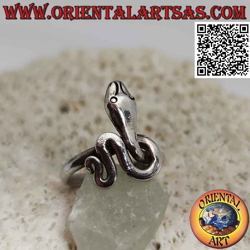 Anello in argento liscio a forma di serpente attorcigliato