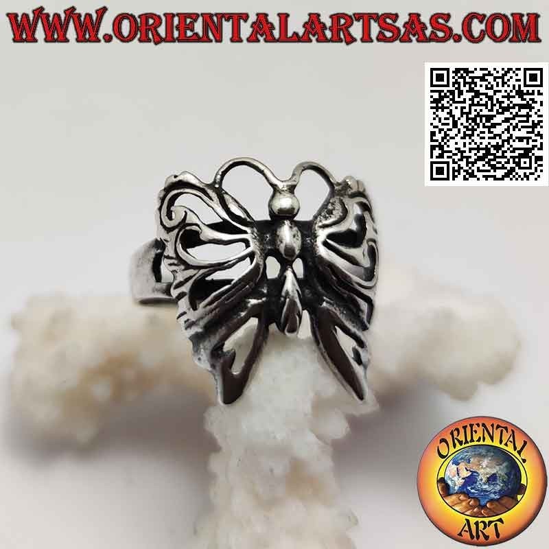 Silberring in Form eines glatten konvexen Schmetterlings mit perforierten Flügeln