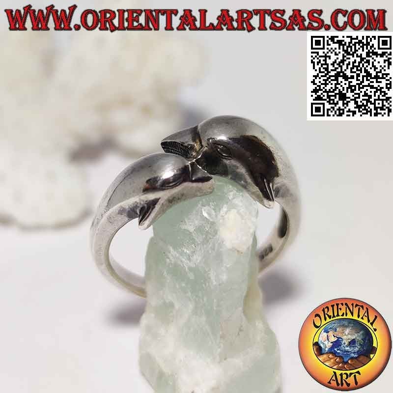 Anello in argento, coppia di delfini avvolgenti opposti (disposti in parallelo)