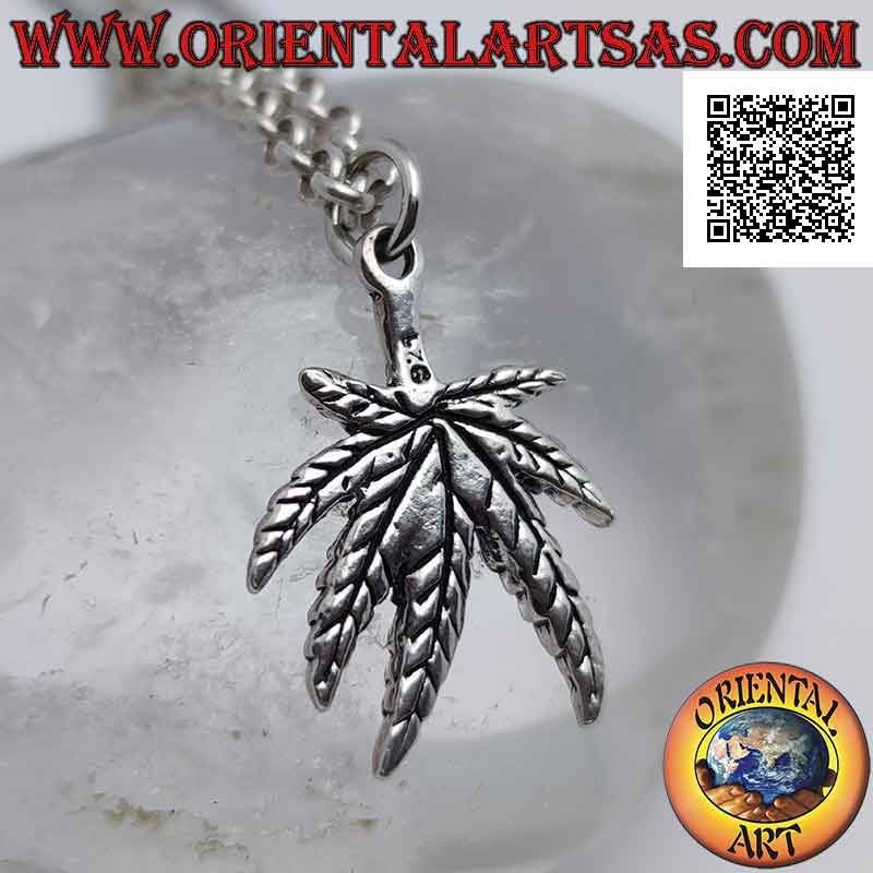 Silver pendant in the shape of a marijuana leaf engraved in low relief (thick)