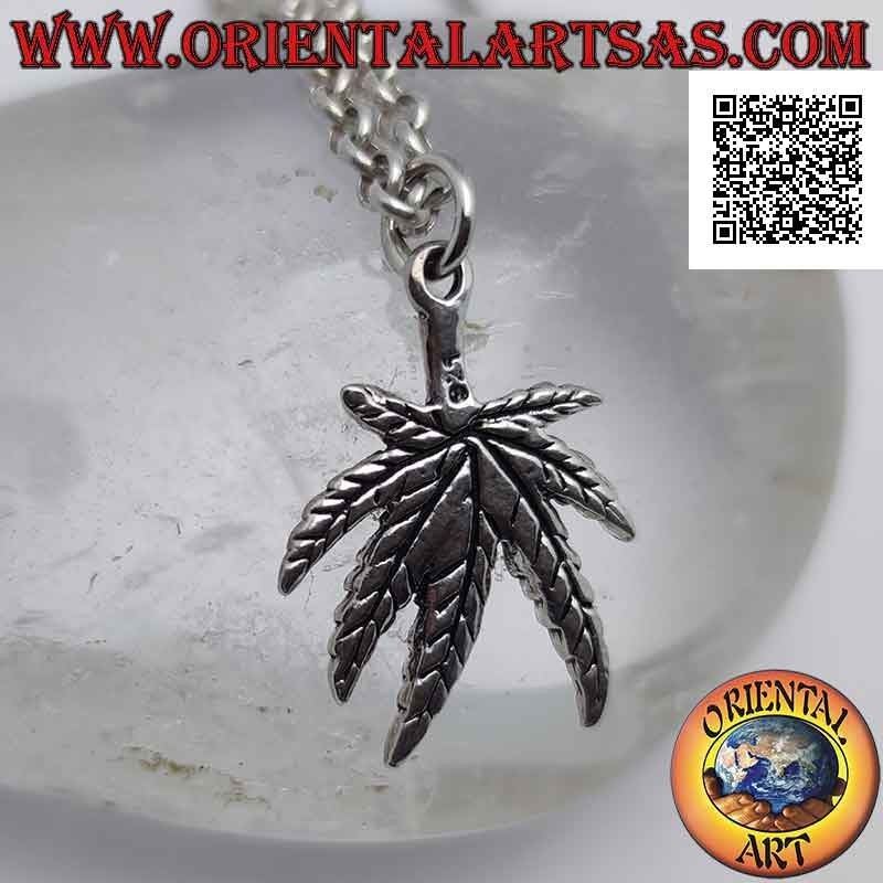 Silver pendant in the shape of a marijuana leaf engraved in low relief (thick)