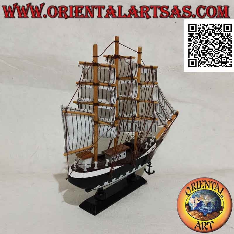 Modell des hölzernen Segelschiffs "Belem"