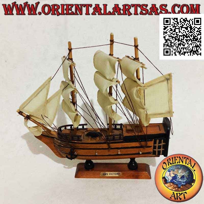 Maqueta del velero de madera "HMS Victory"