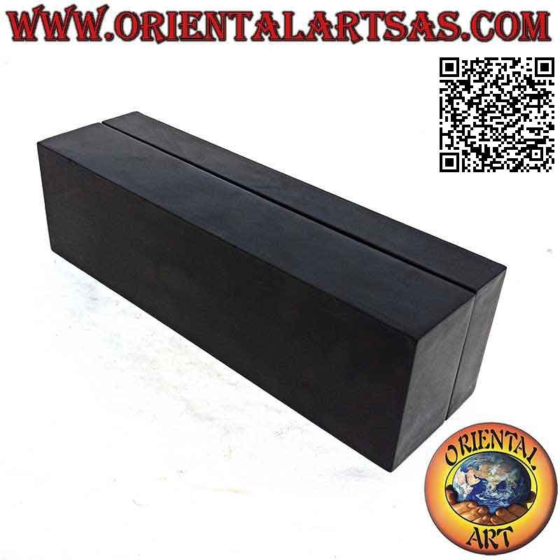 Elegant rectangular box in glossy black resin and applications