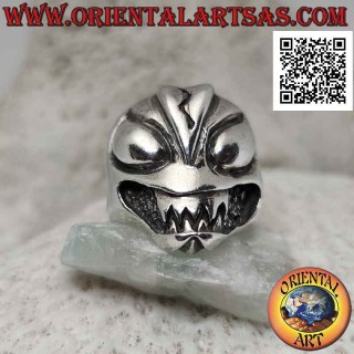 Silver ring, the evil alien skull