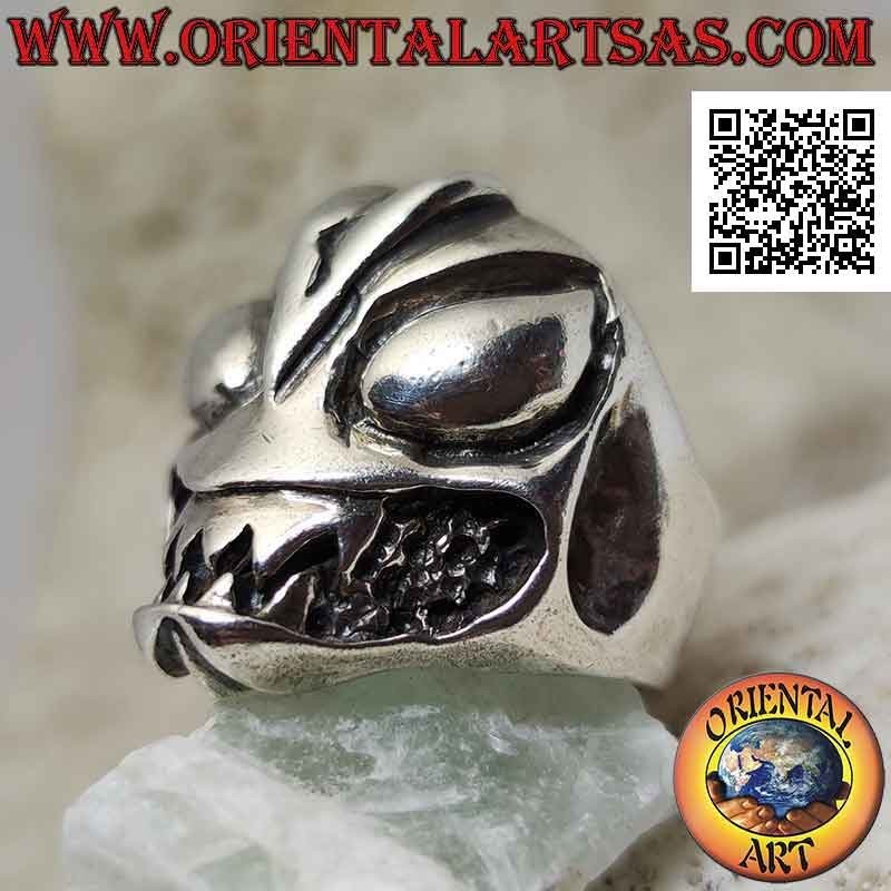 Bague en argent, le crâne d'alien maléfique