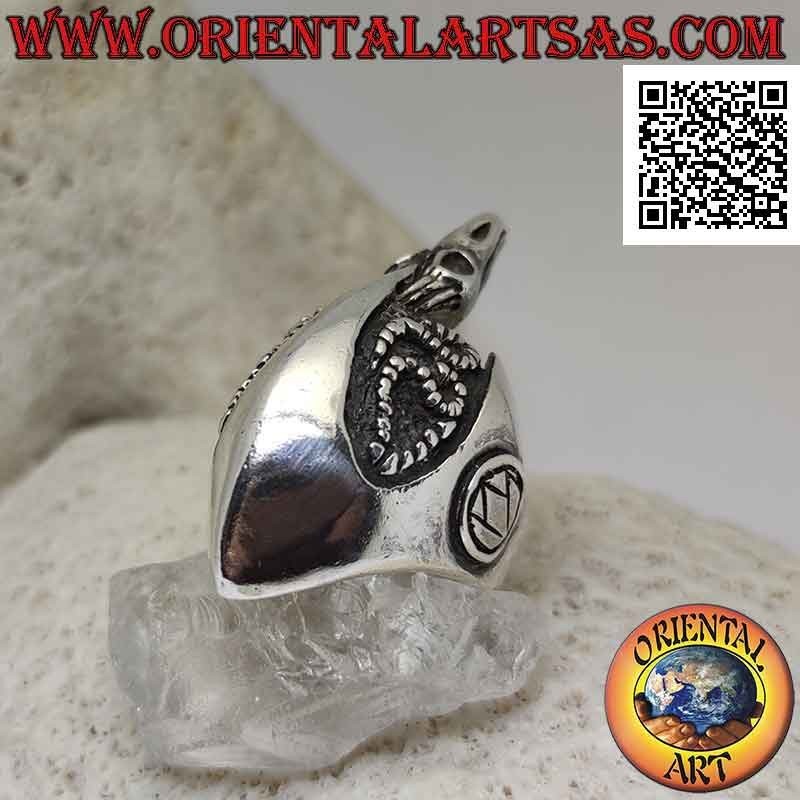 Anillo de plata, la calavera del buitre