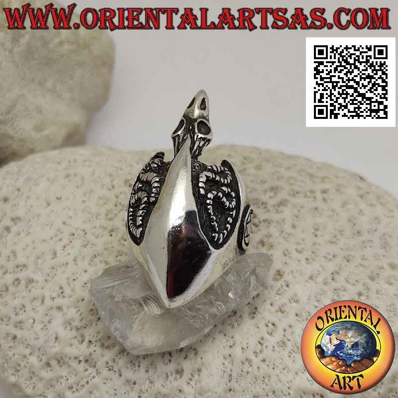 Silver ring, the skull of the vulture