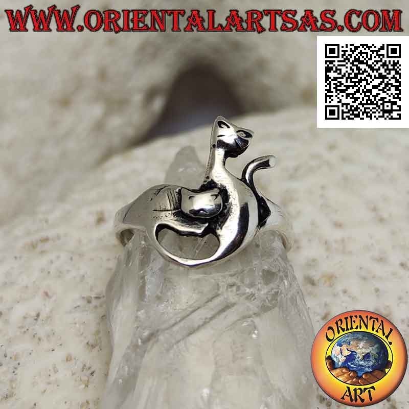Bague en argent lisse, paire de chats en jeu