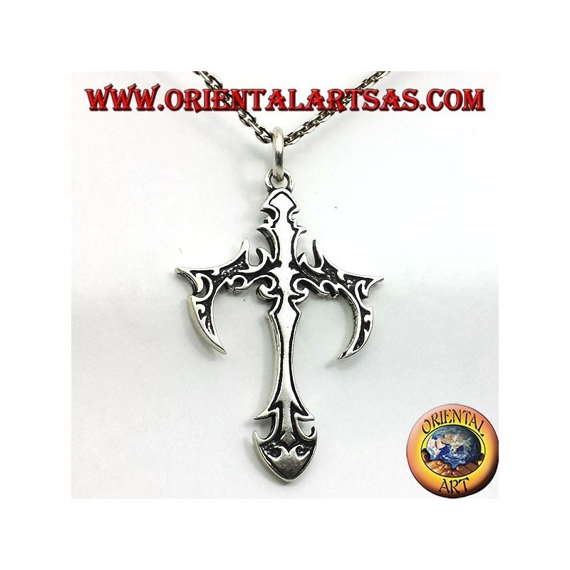 Gothic cross pendant in silver