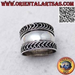 Bague large bande en argent avec fil spiralé à ressort, Bali