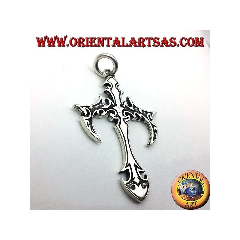Gothic cross pendant in silver