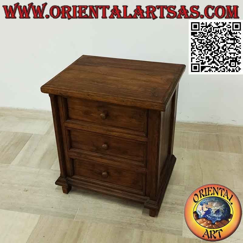Table de chevet avec trois tiroirs rétractables et pieds carrés bas en bois de teck