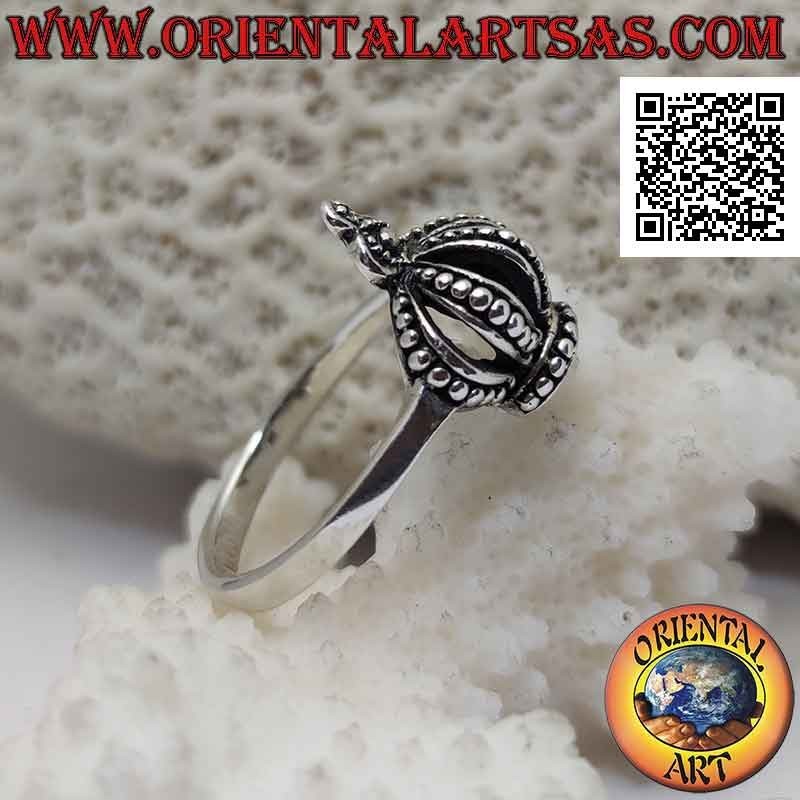 Silver ring with rounded royal half crown