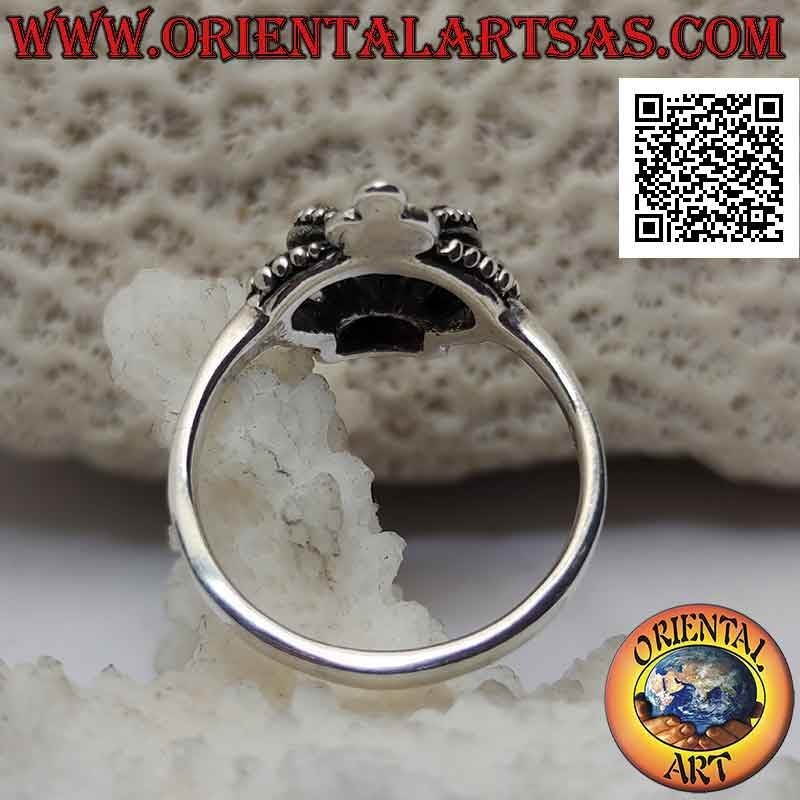 Anello in argento con mezza corona reale bombata