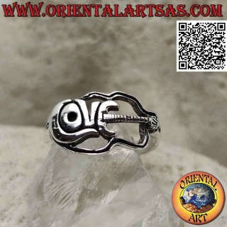 Bague en argent en forme de guitare électrique avec écriture "Love"