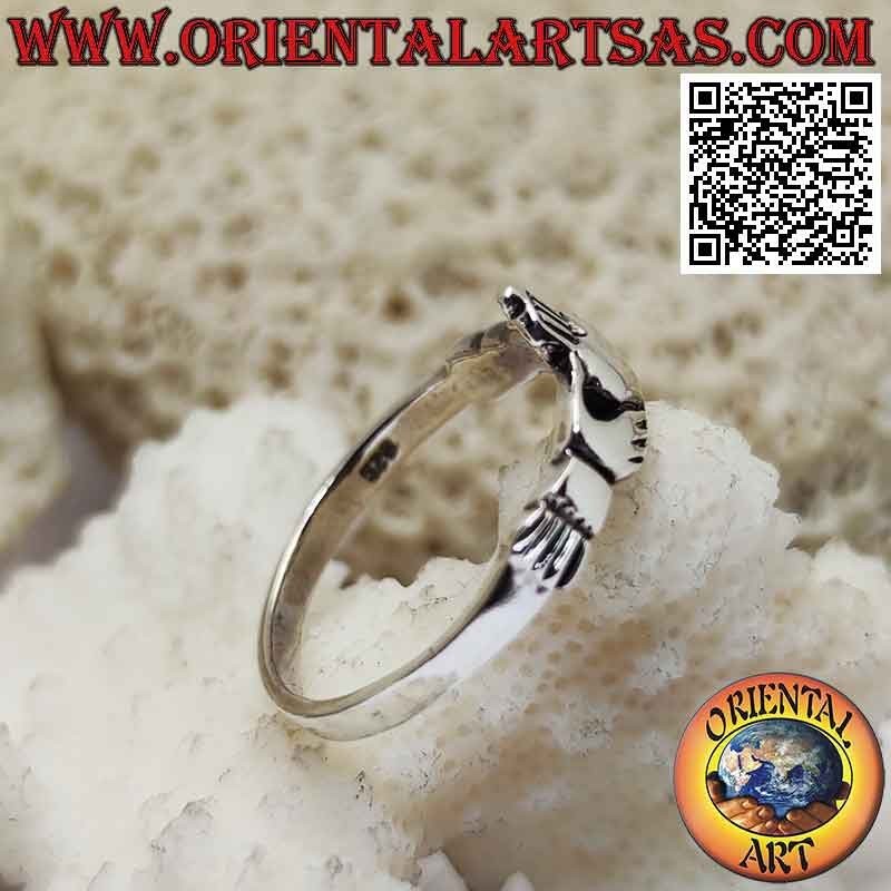 Bague en argent classique irlandaise Claddagh (Love loyauté et amitié)