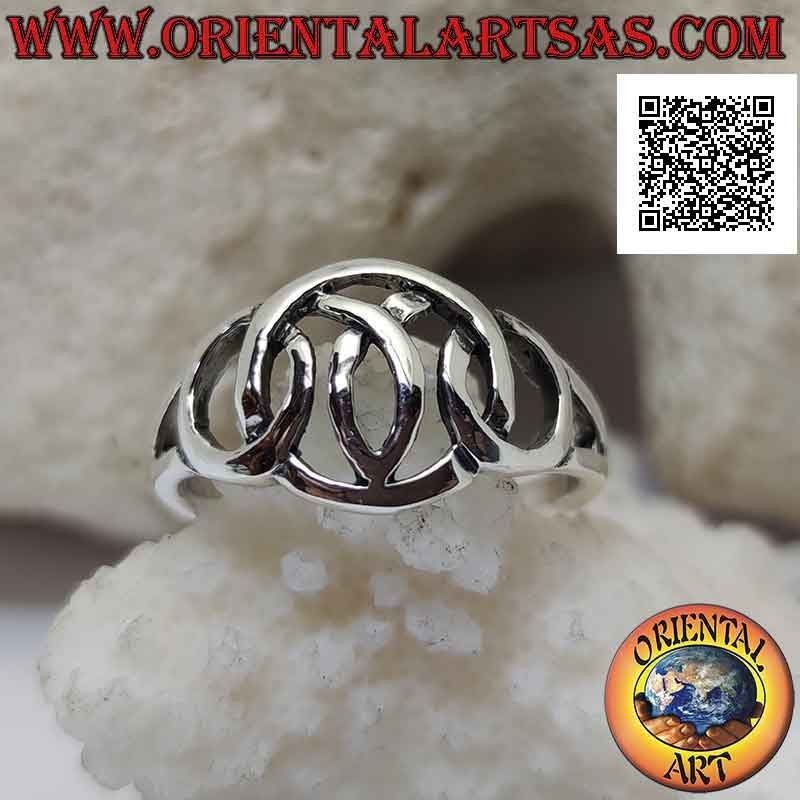 Smooth perforated silver ring with triple intertwined circles and pink bow inside