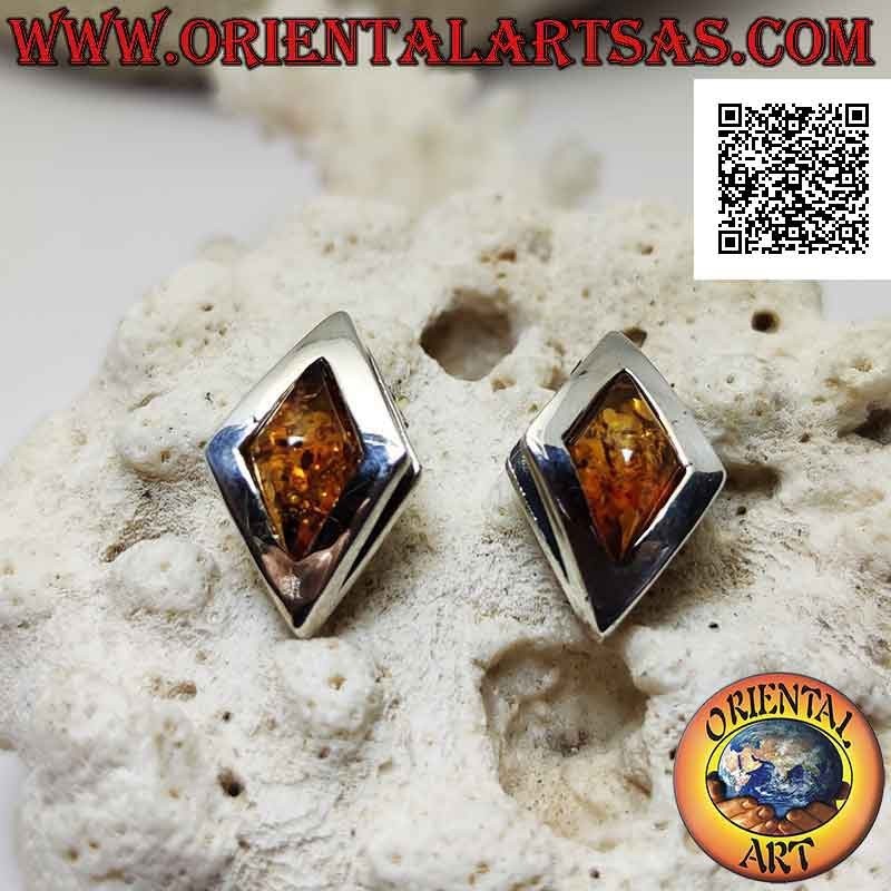 Silver lobe earrings with elongated rhomboid amber cabochon surrounded by a thick smooth edge