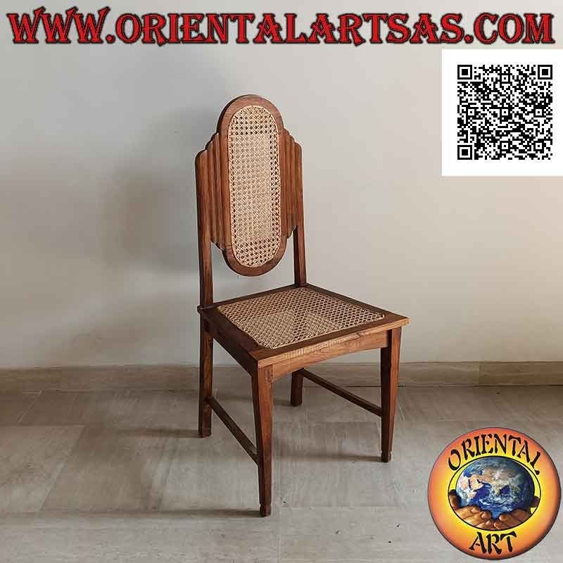 Chaise de style colonial à dossier ovale en bois de teck et paille de Vienne