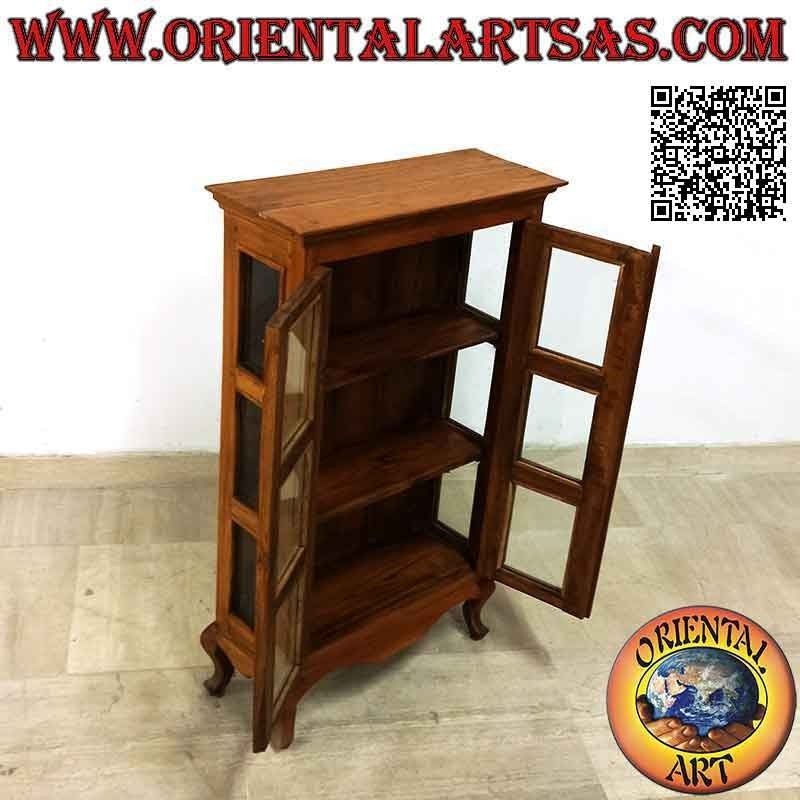 Vitrina rectangular con puerta doble y tres baldas con patas curvas en madera de teca