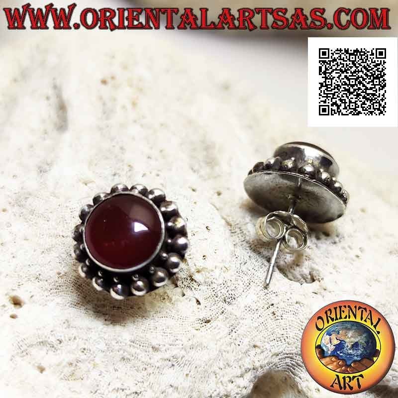 Silver lobe earrings with round cabochon carnelian surrounded by silver spheres