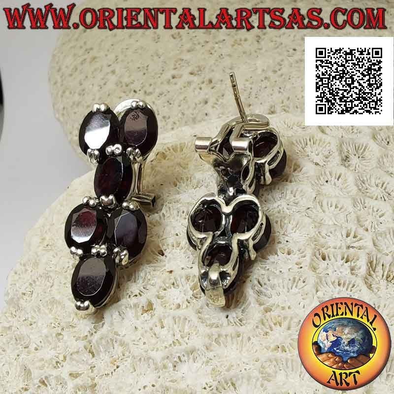 Pendientes de plata con seis granates ovalados facetados engastados alternando con 2 y 1