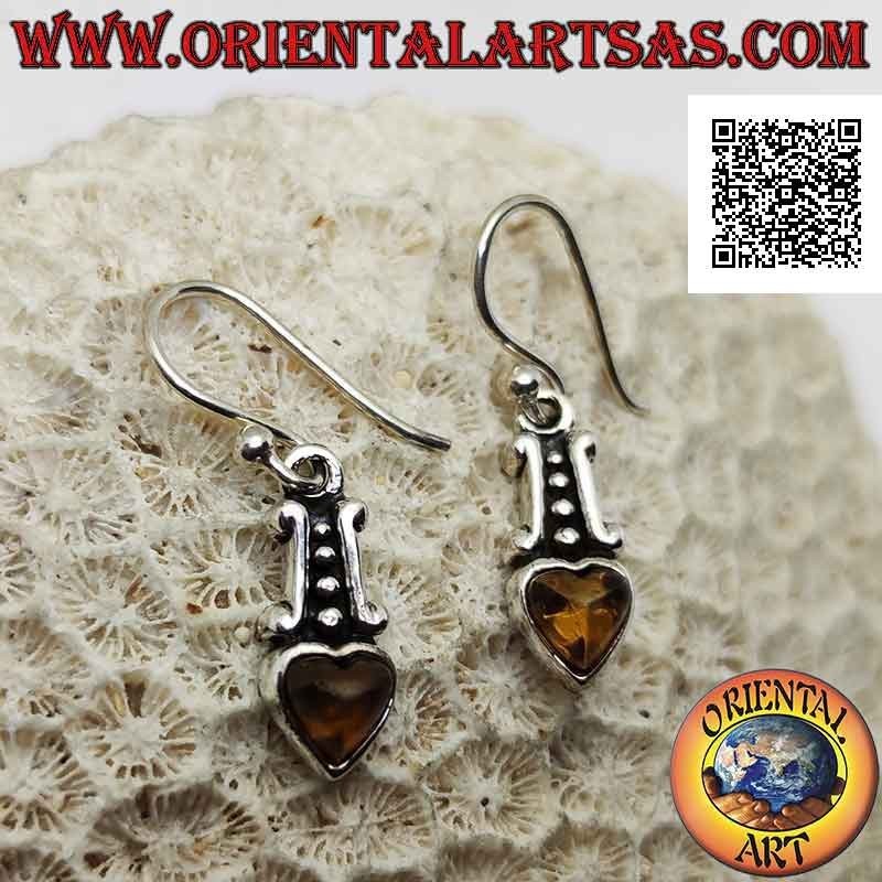 Silver pendant earrings with four balls between two lines and amber in the shape of a heart
