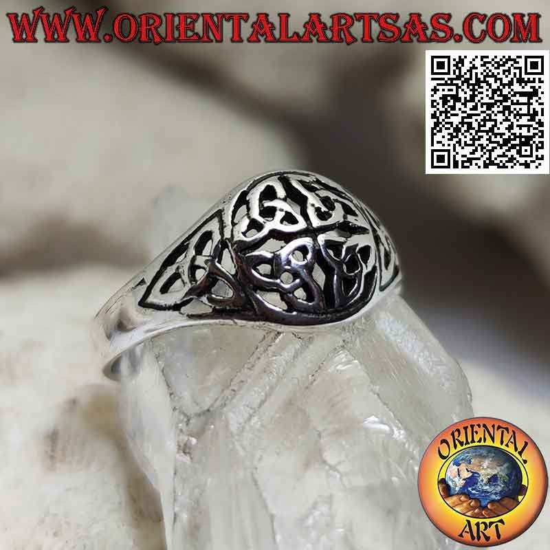 Silberring, der Duleek-Knoten (keltisches Symbol) klein