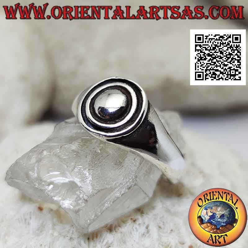 Anello in argento liscio a tre cerchi concentrici