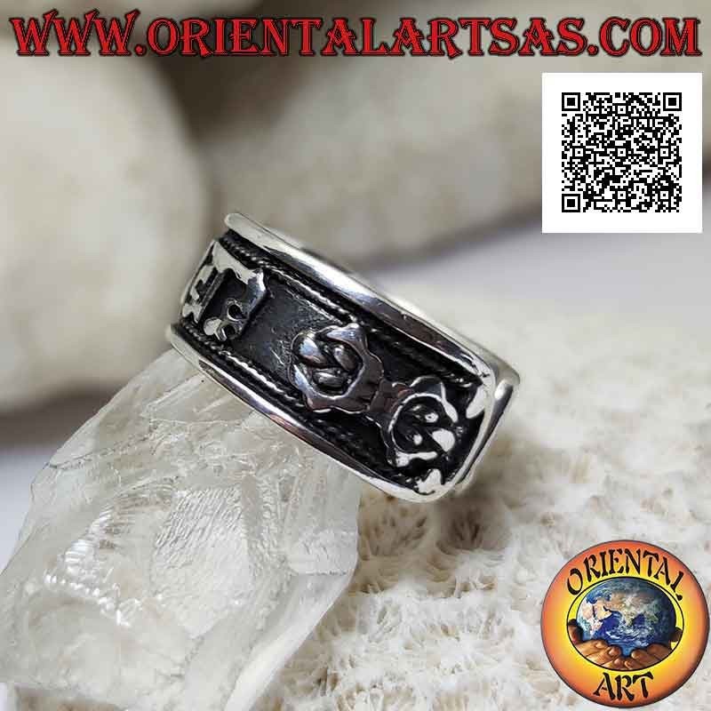 Bague en argent avec mantra tibétain OM MANI PADME HUM