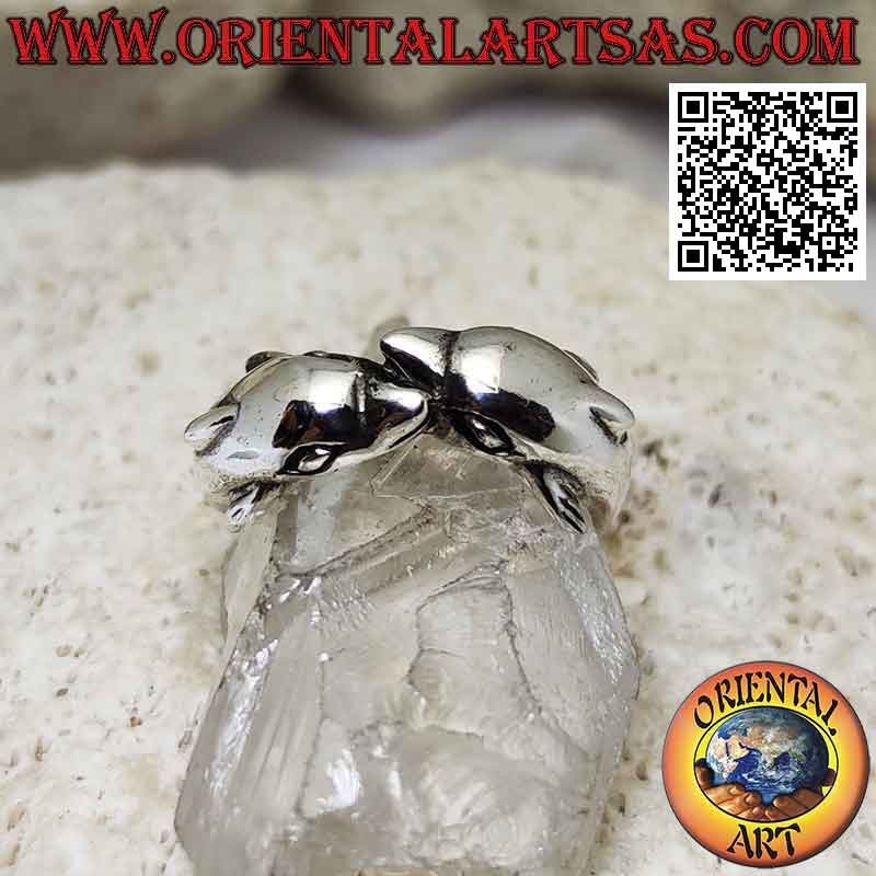 Anello in argento, coppia di delfini con pinna sul dorso avvolgenti in verso opposto