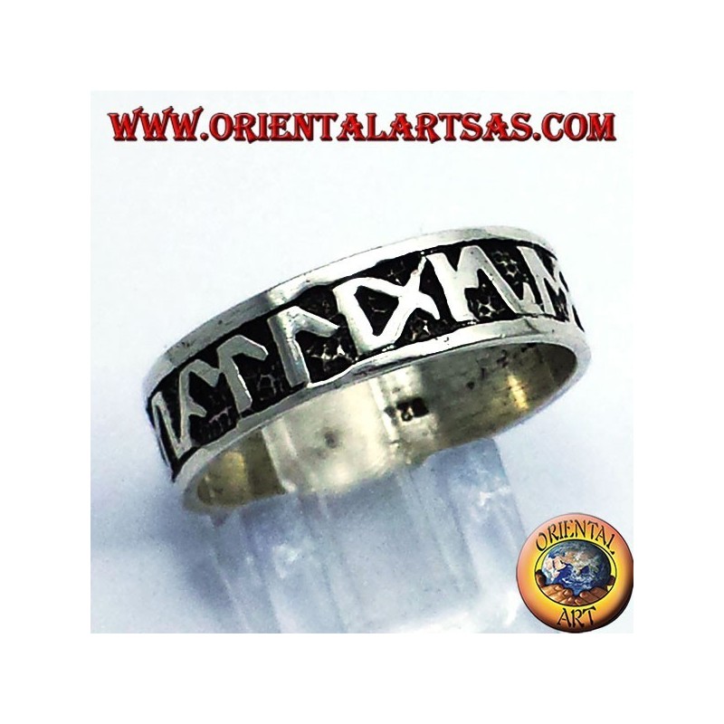fedina in argento con rune celtiche