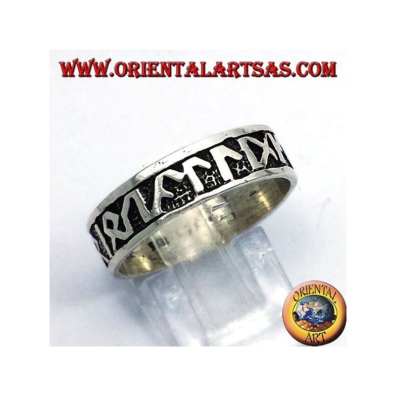 fedina in argento con rune celtiche