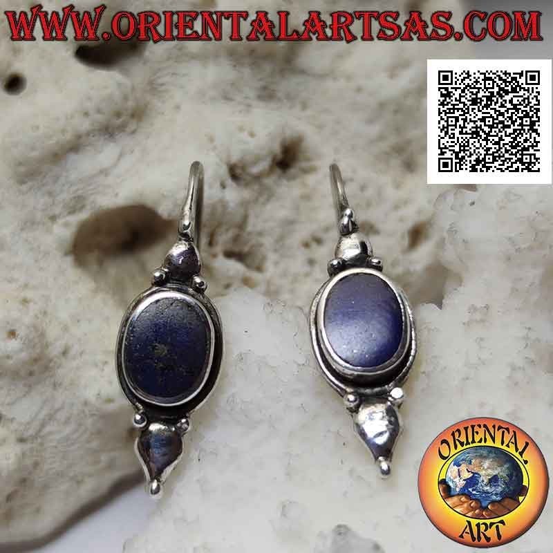 Crochet boucles d'oreilles en argent avec lapis lazuli ovale sur monture lisse avec plaque dessus et dessous