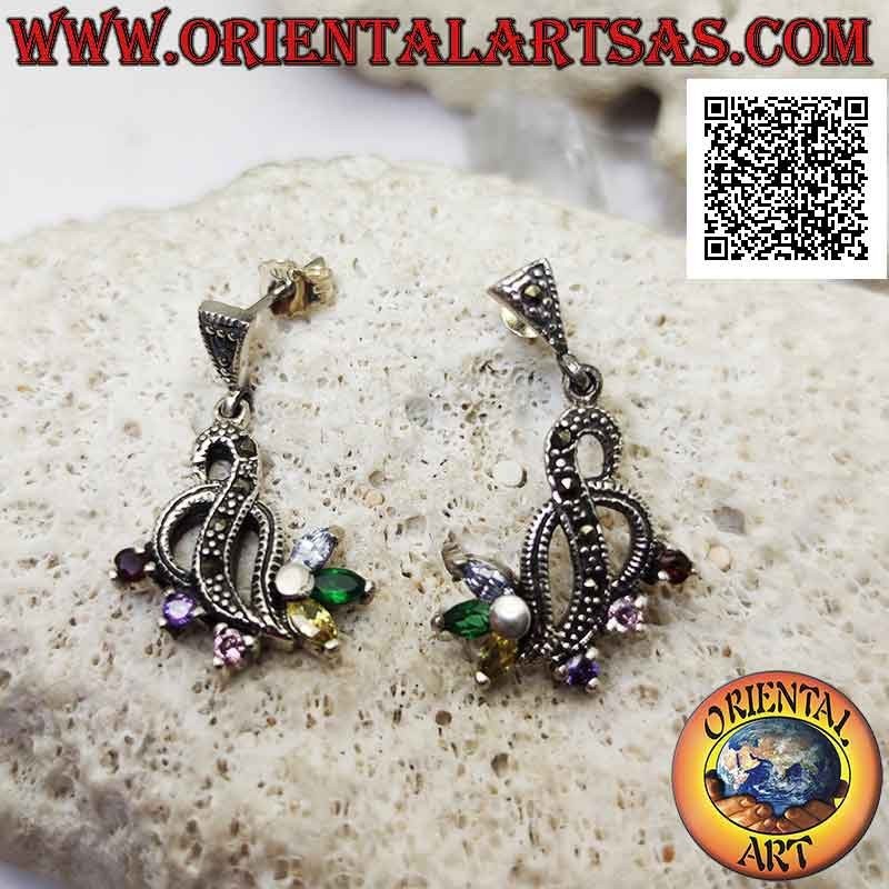 Orecchini in argento, intreccio di fili tempestati di marcassite con 3 zirconi multicolor tondi e 3 a navetta