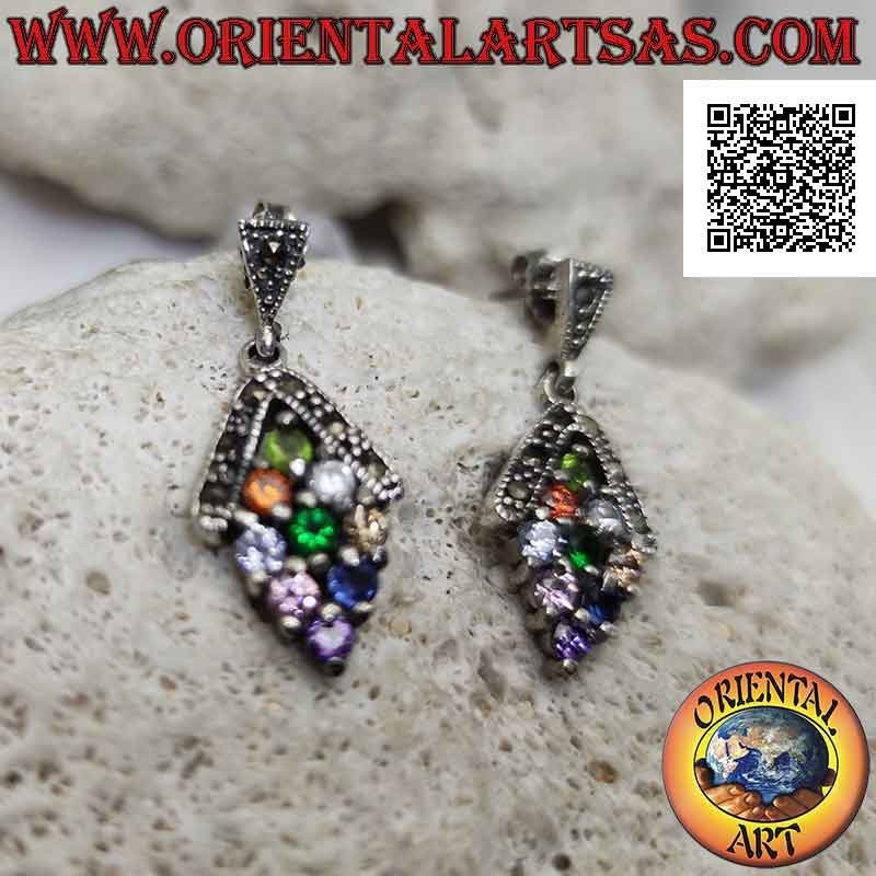 Orecchini in argento, rombo di 9 zirconi tondi multicolor incastonati con arco di marcassite sopra