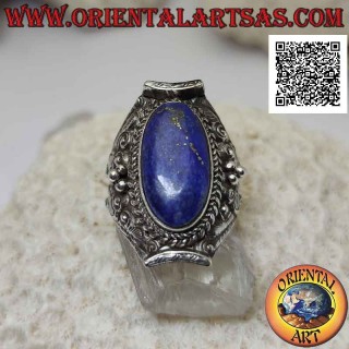 Silver ring with oval lapis lazuli on Nepalese setting and ethnic floral decoration in high relief (17)