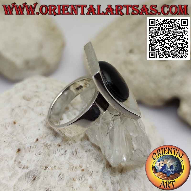 Bague concave carrée en argent lisse avec cabochon rond central onyx