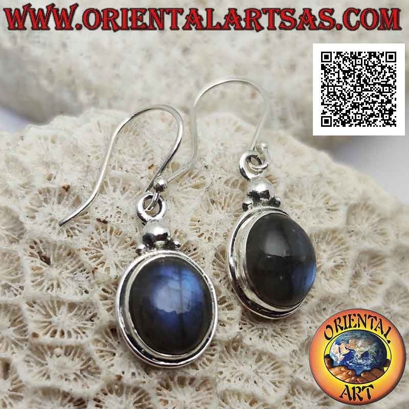 Orecchini in argento con labradorite ovale cabochon e tris di palline sopra