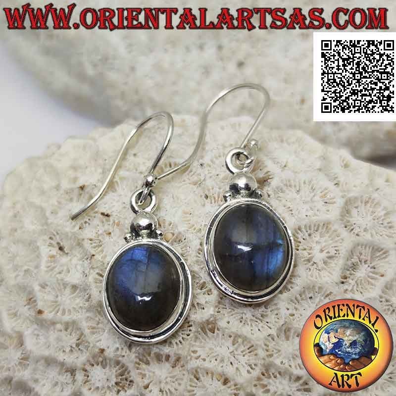 Orecchini in argento con labradorite ovale cabochon e tris di palline sopra