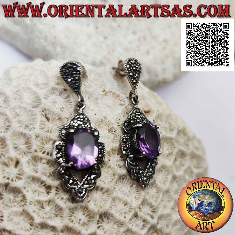 Orecchini in argento con ametista naturale sfaccettata incastonata sporgente su montatura tempestata di marcassite