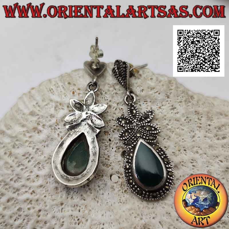 Boucles d'oreilles en argent avec larme d'agate verte entourée de marcassite et fleur sur marcassite