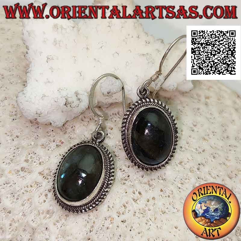 Pendientes de plata con labradorita ovalada cabujón rodeada de tejido