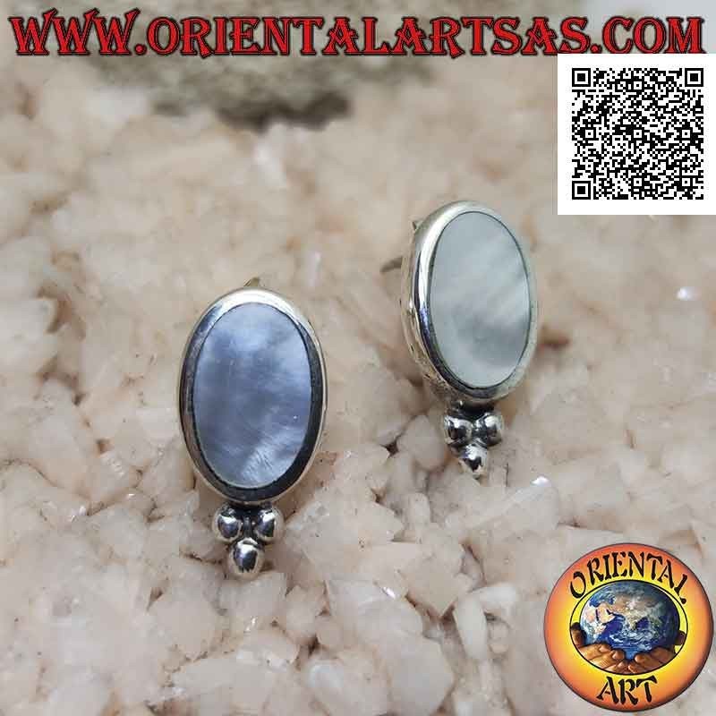 Silver lobe earrings with oval mother-of-pearl with smooth edge and trio of balls underneath