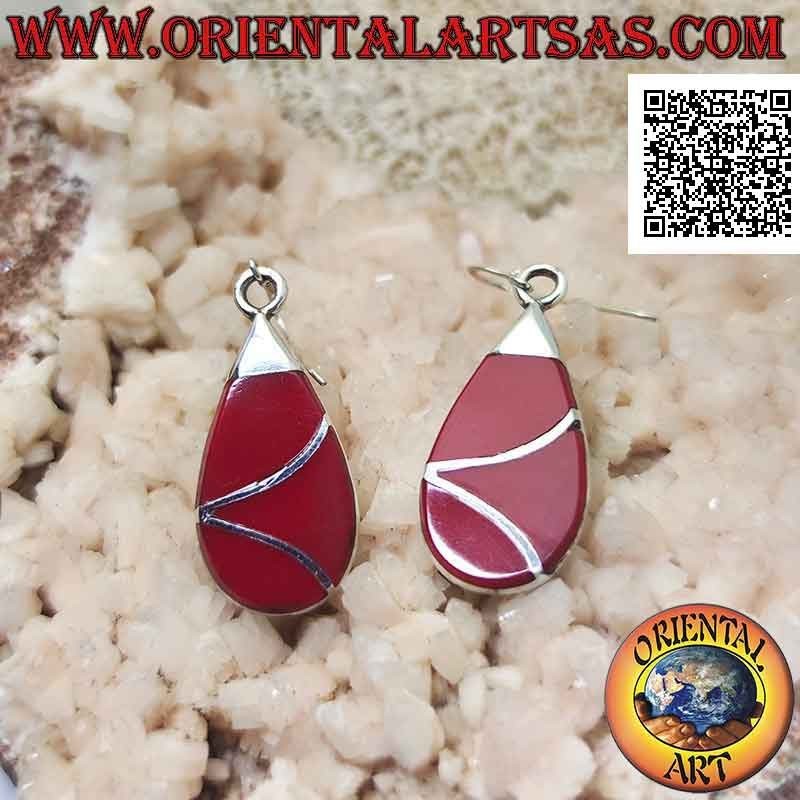 Drop-shaped silver earrings with red madrepora (coral) crossed by a sinuous line