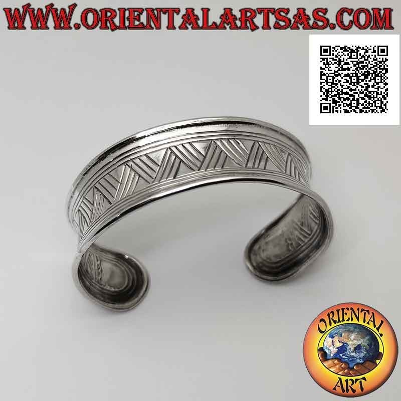 Brazalete rígido ancho cóncavo de plata 925 ‰ con grabado cuádruple de línea discontinua