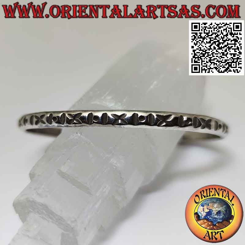 Bracciale rigido in argento 925‰ con "X" e "IoI" incise alternate